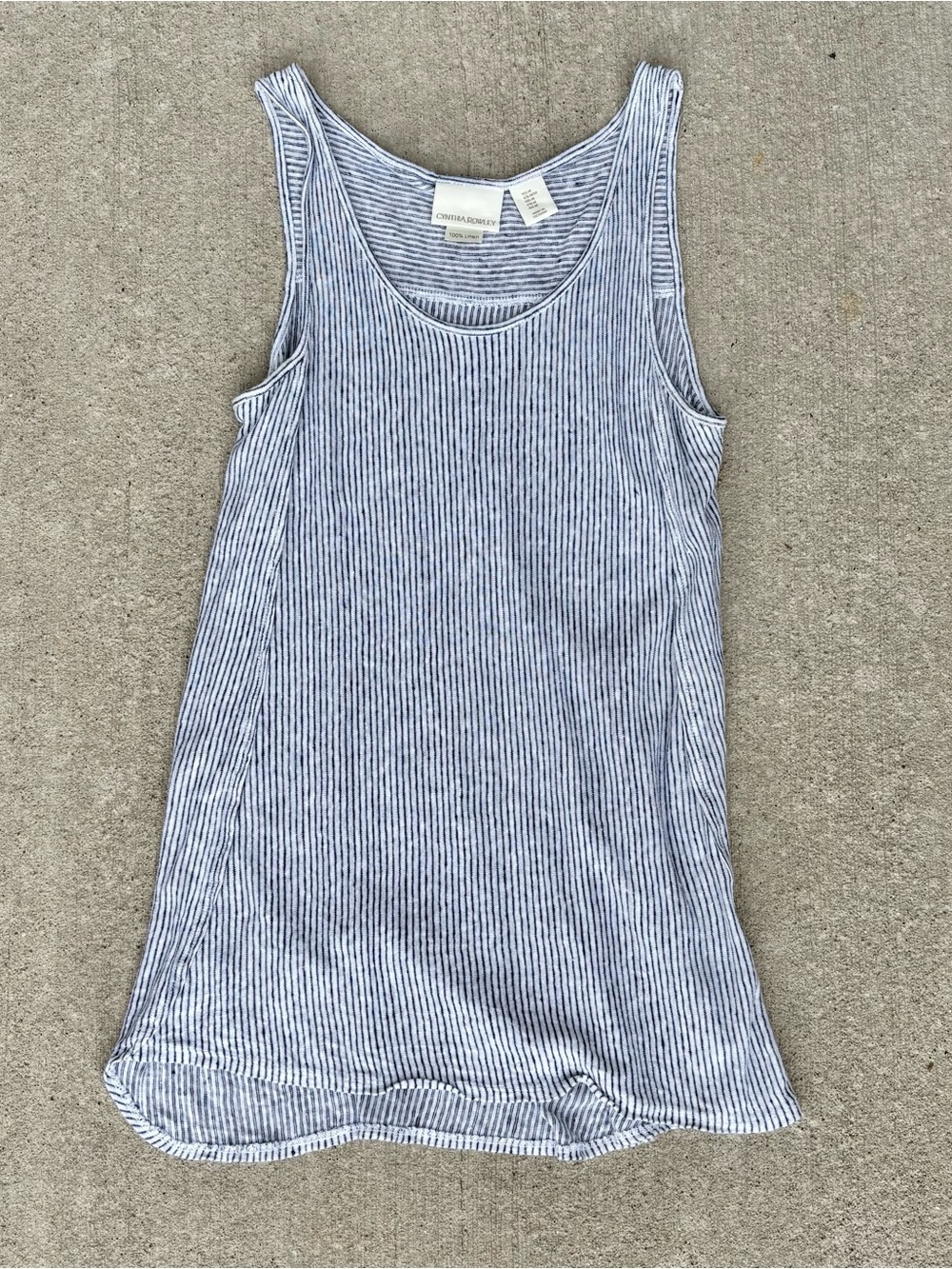 Cynthia Rowley 100% Linen Tank Top Women’s M Navy White Striped Sleeveless Shirt